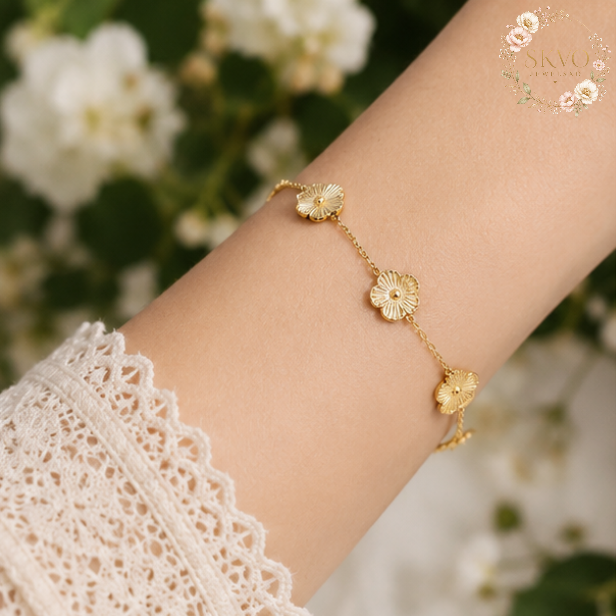 Five Leaf Flower Stainless Steel Ladies Bracelet, Elegant Jewelry, Gift for Women, Boho Style