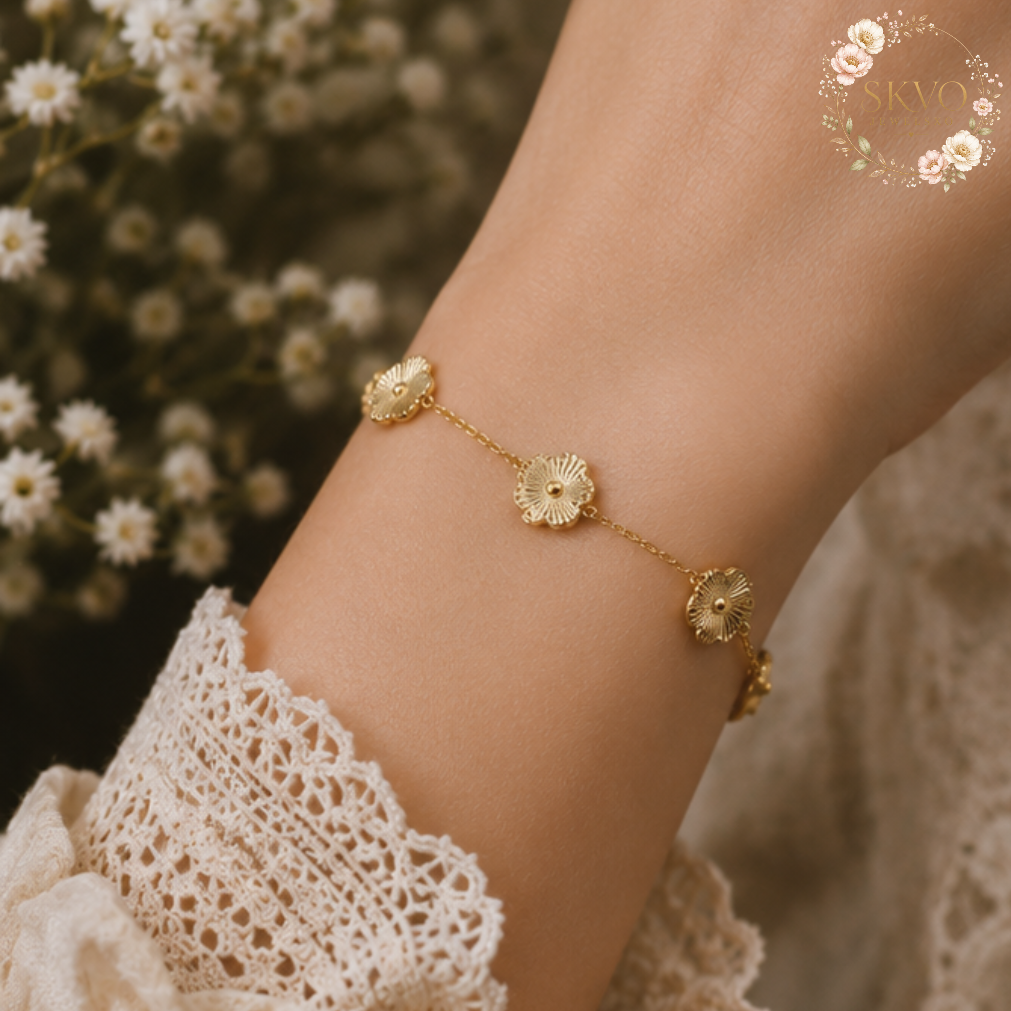Five Leaf Flower Stainless Steel Ladies Bracelet, Elegant Jewelry, Gift for Women, Boho Style