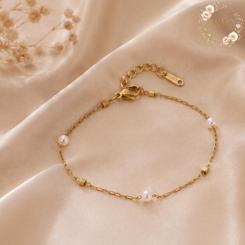 18k Gold Plated Chain Bracelet with Pearls, Elegant Jewelry for Women, Gift for Her, Delicate Minimalist Accessory, Everyday Wear