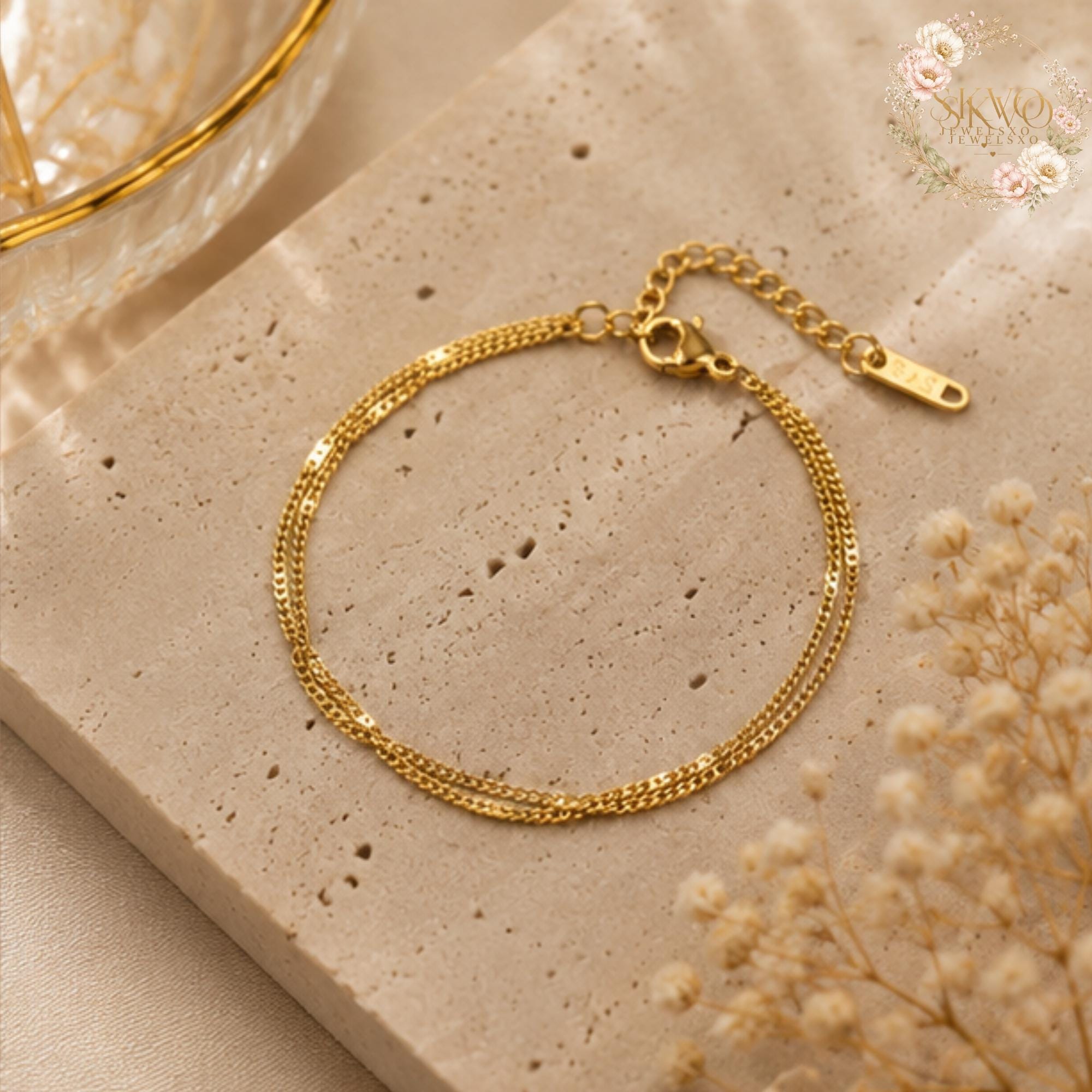 Gold Plated Chain Bracelet, Dainty Jewelry for Her, Gift for Birthday or Mothers Day, Elegant Romantic Accessory