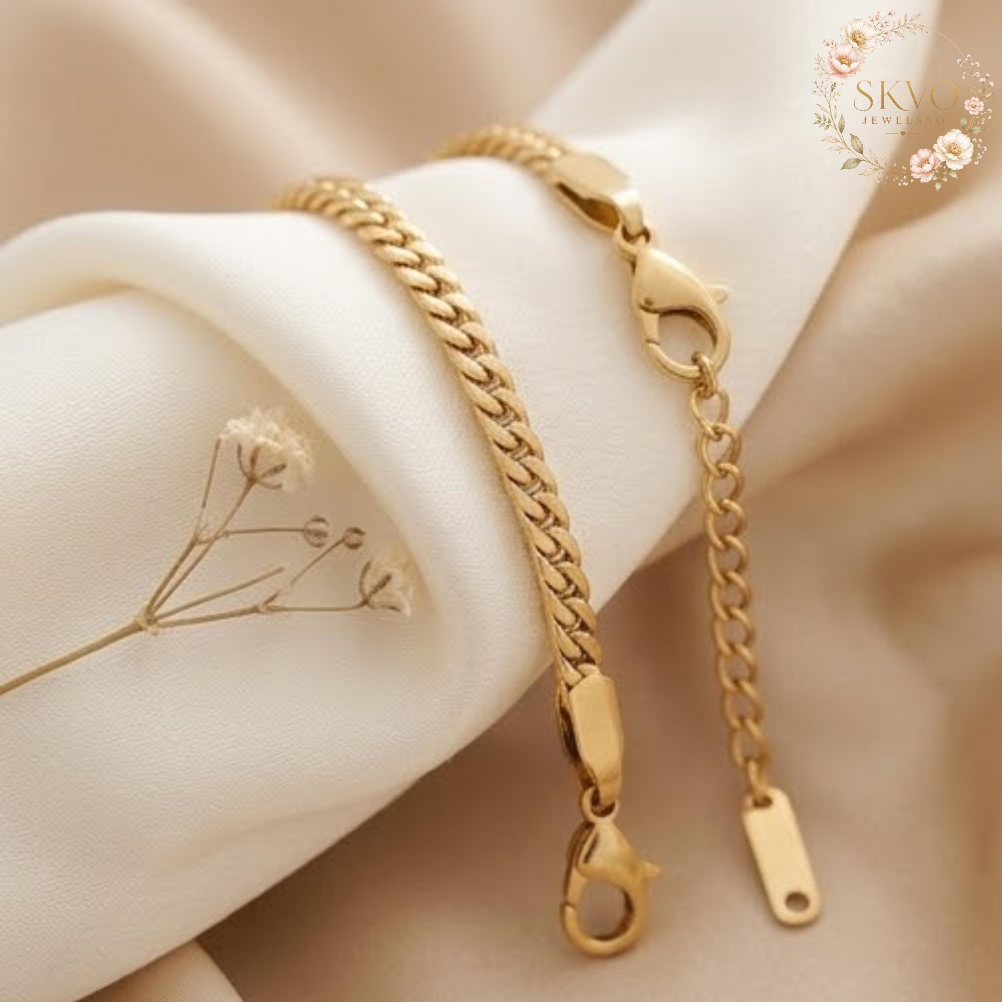 Gold Chain Bracelet, Minimalist Jewelry, Adjustable Gold Jewelry, Gift for Her, Elegant Accessory, Boho Style, Everyday Wear