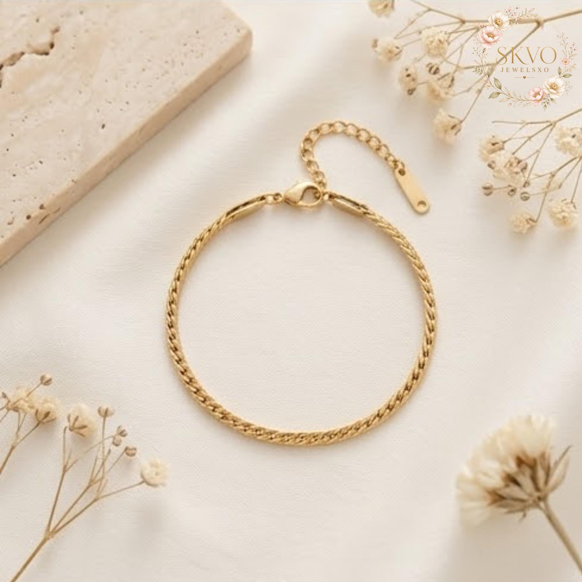 Gold Chain Bracelet, Minimalist Jewelry, Adjustable Gold Jewelry, Gift for Her, Elegant Accessory, Boho Style, Everyday Wear