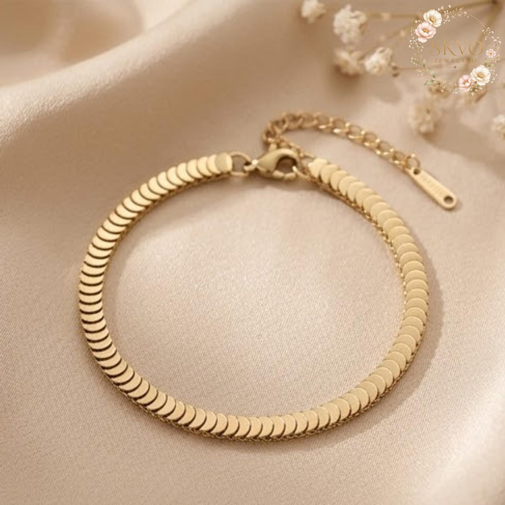 Gold Chain Bracelet, Minimalist Jewelry for Women, Elegant Gift for Her, Fine Gold Tone Accessory, Boho Style, Casual or Formal Wear