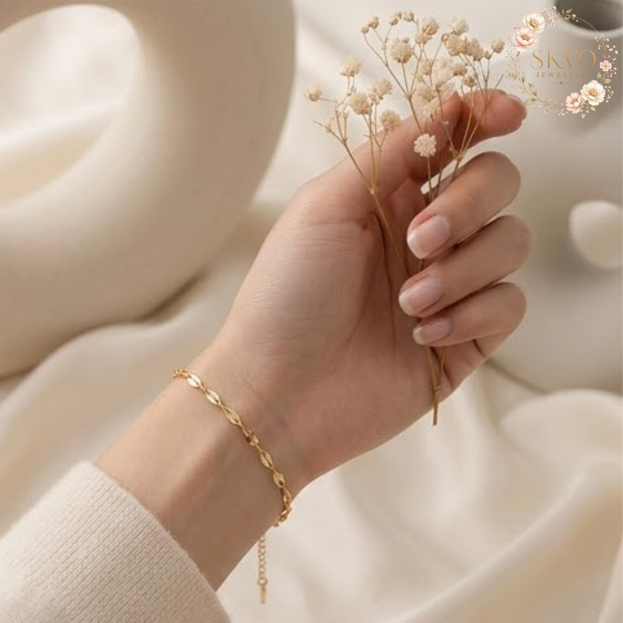 Gold Chain Bracelet, Delicate Gold Bracelet, Adjustable Summer Jewelry, Boho Beach Bracelet, Gift for Her, Minimalist Gold Bracelet