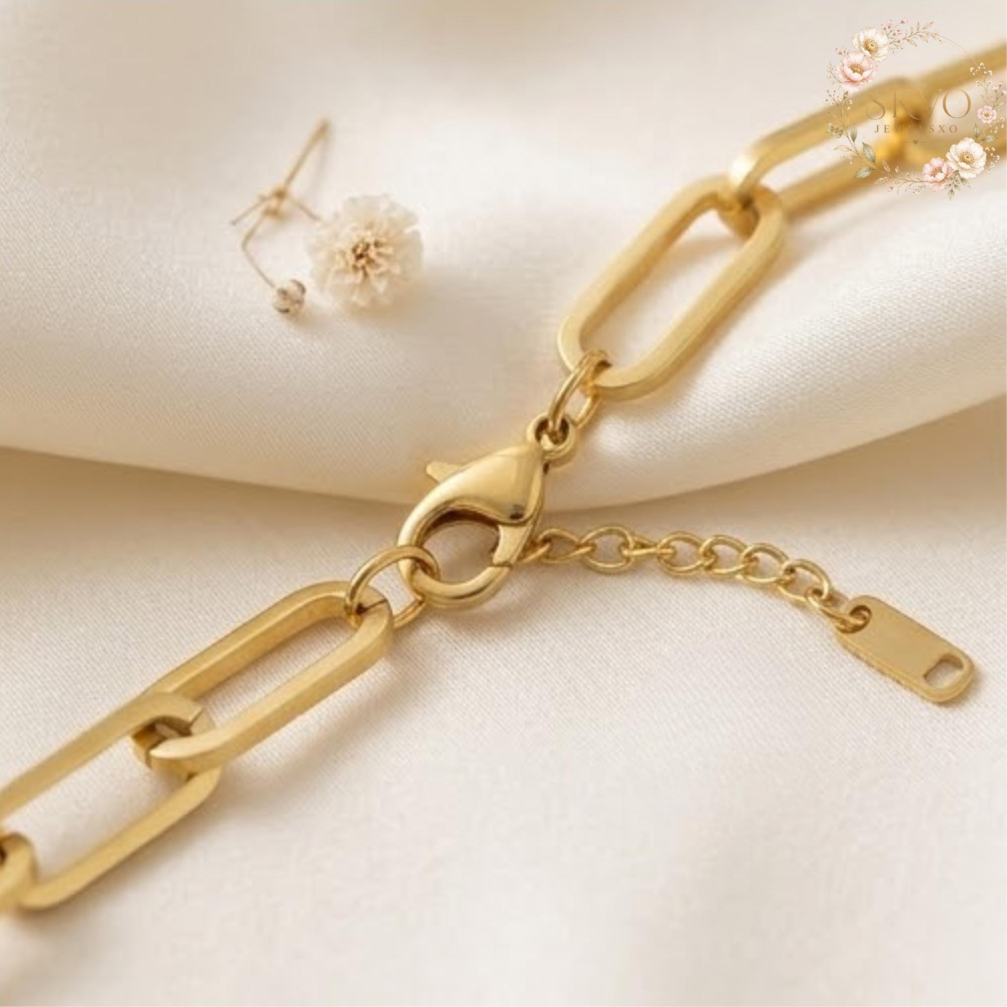 Gold Paperclip Bracelet, Delicate Gold Bracelet, Adjustable Summer Jewelry, Boho Beach Bracelet, Gift for Her, Minimalist Gold Bracelet