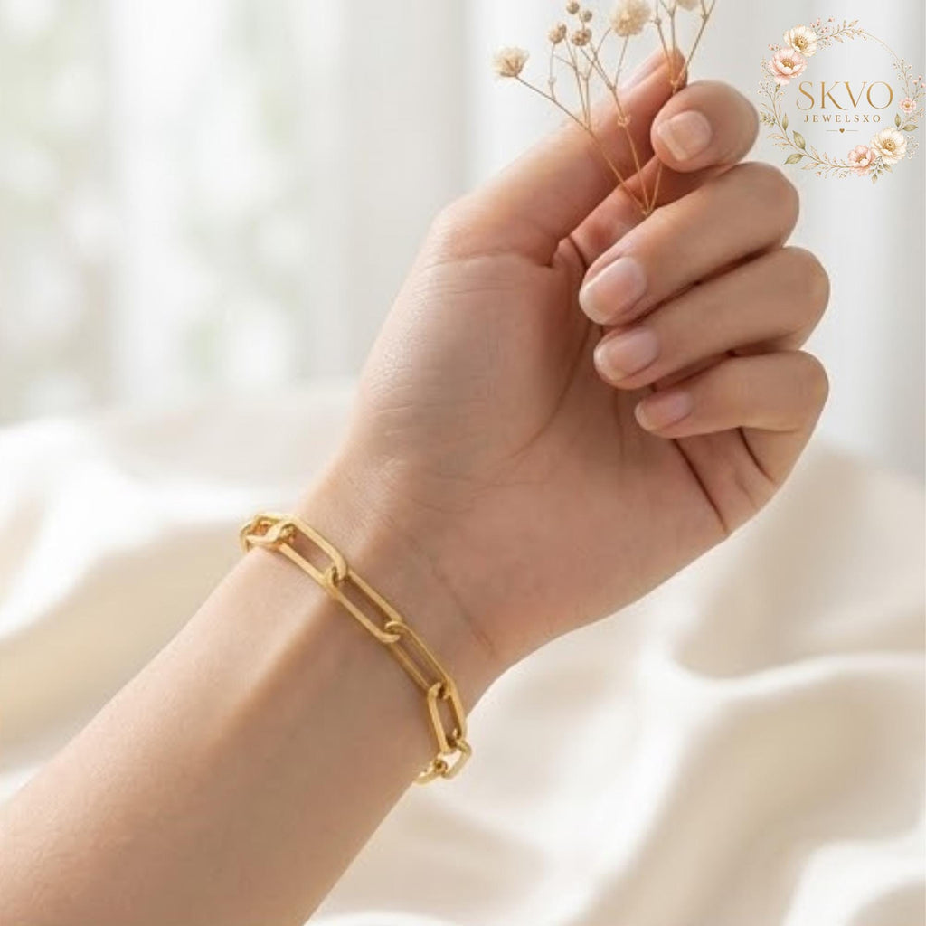 Gold Paperclip Bracelet, Delicate Gold Bracelet, Adjustable Summer Jewelry, Boho Beach Bracelet, Gift for Her, Minimalist Gold Bracelet