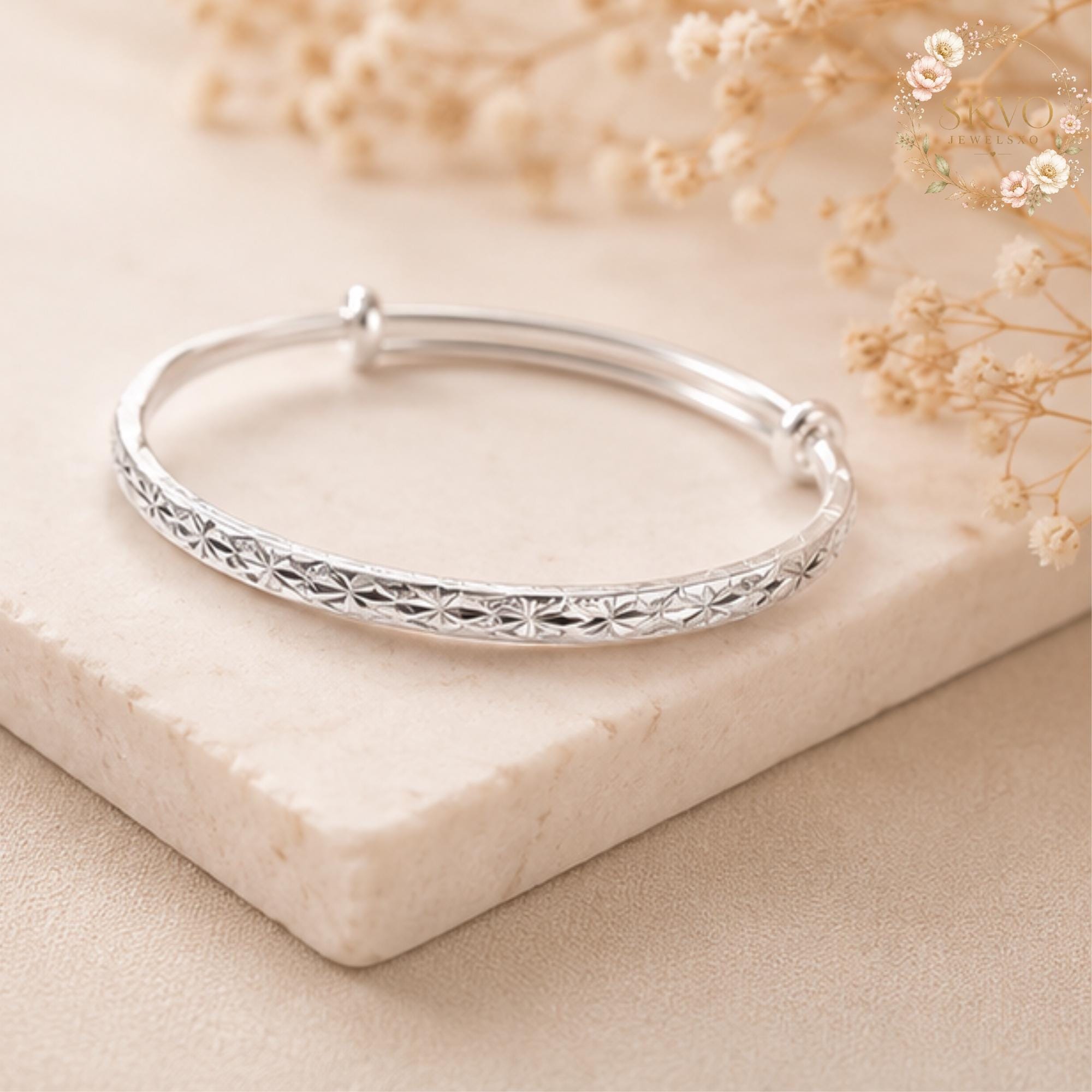 Sterling Silver Cuff Bangle, Minimalist Jewelry, Elegant Gift for Women, Boho Style, Handmade Silver Accessory, Gift for Her