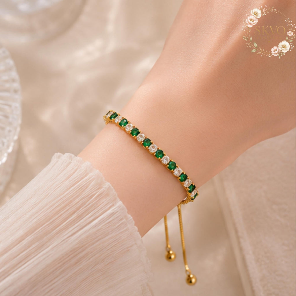 Emerald and Gold Beaded Adjustable Bracelet, Elegant Green Stone Jewelry, Gift for Her, Bridal Accessory, Layered Summer Bracelet