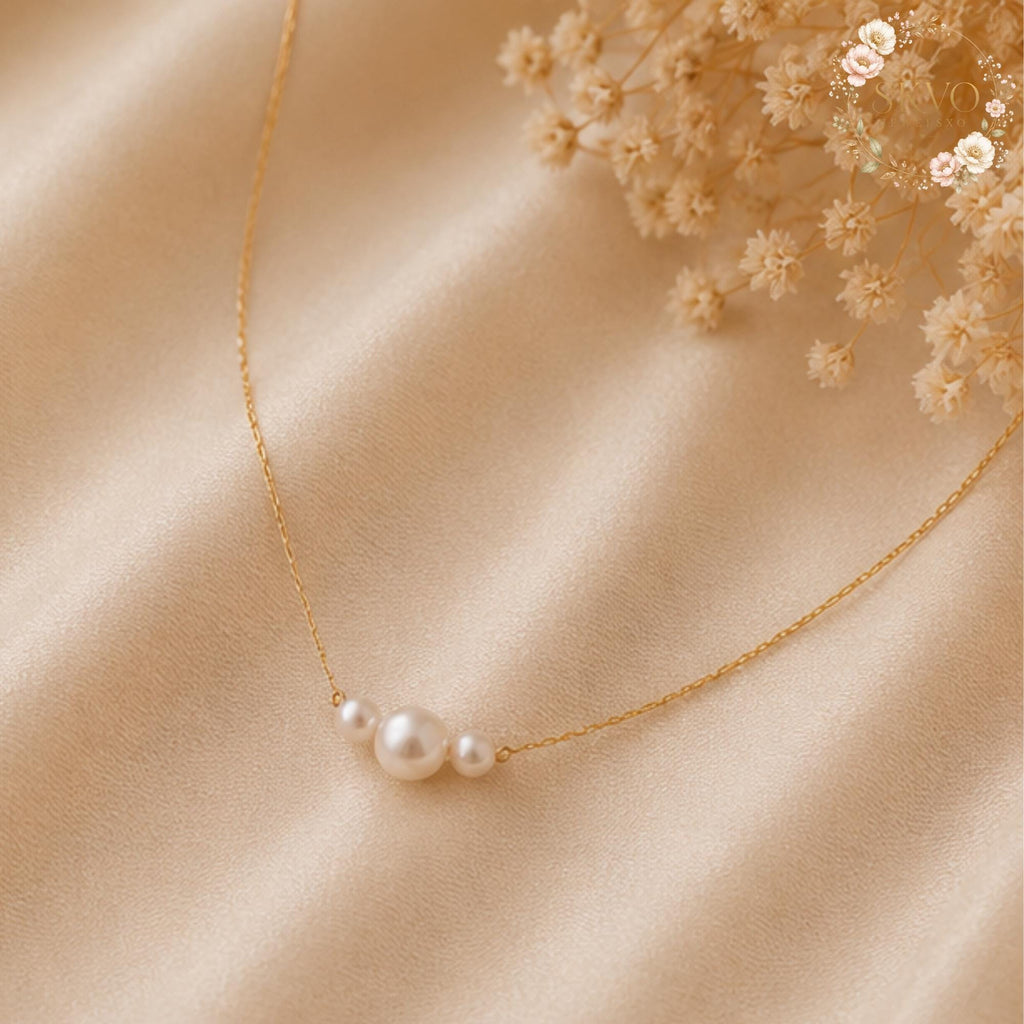 Three Pearl Necklace, Dainty Pearl Necklace, Minimalist Gold Necklace, Triple Pearl Pendant, Everyday Jewelry Gift for Her