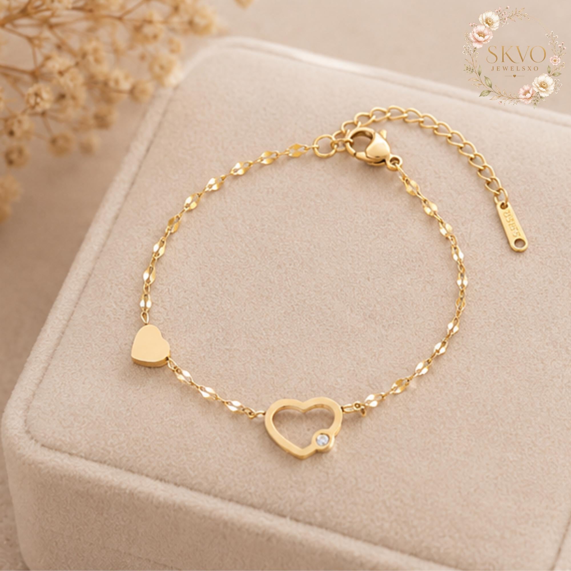 18K Gold Plated Heart Bracelet | Minimalist Jewelry | Gift for Her | Dainty Heart Charm | Elegant Wedding Accessory