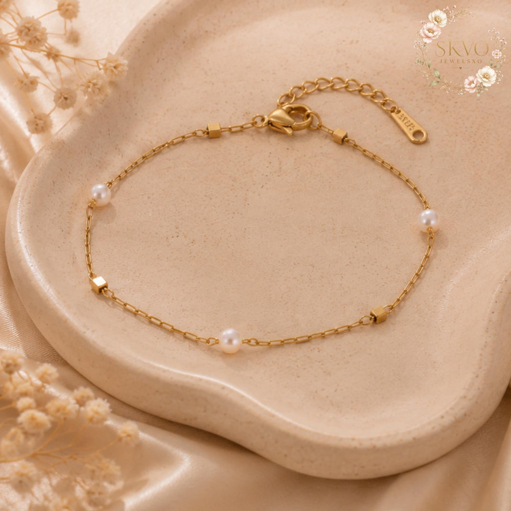 18k Gold Plated Chain Bracelet with Pearls, Elegant Jewelry for Women, Gift for Her, Delicate Minimalist Accessory, Everyday Wear