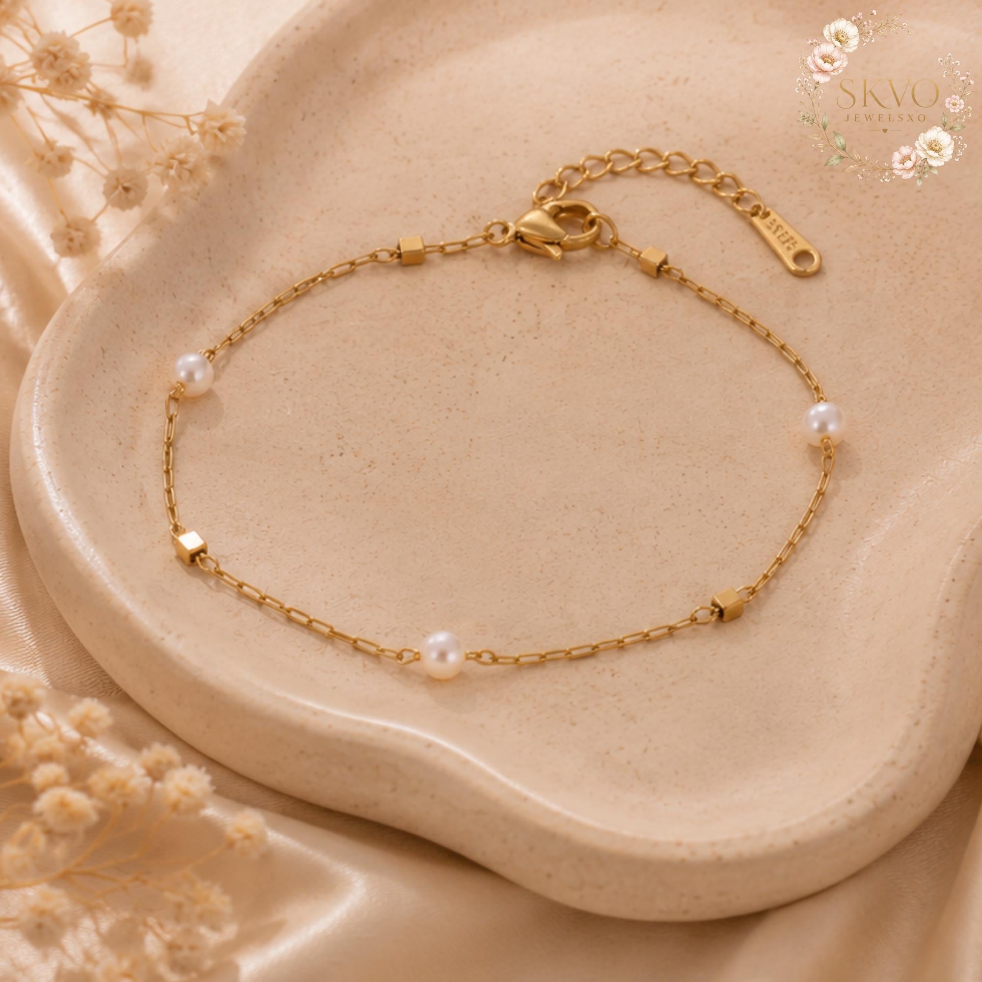 18k Gold Plated Chain Bracelet with Pearls, Elegant Jewelry for Women, Gift for Her, Delicate Minimalist Accessory, Everyday Wear