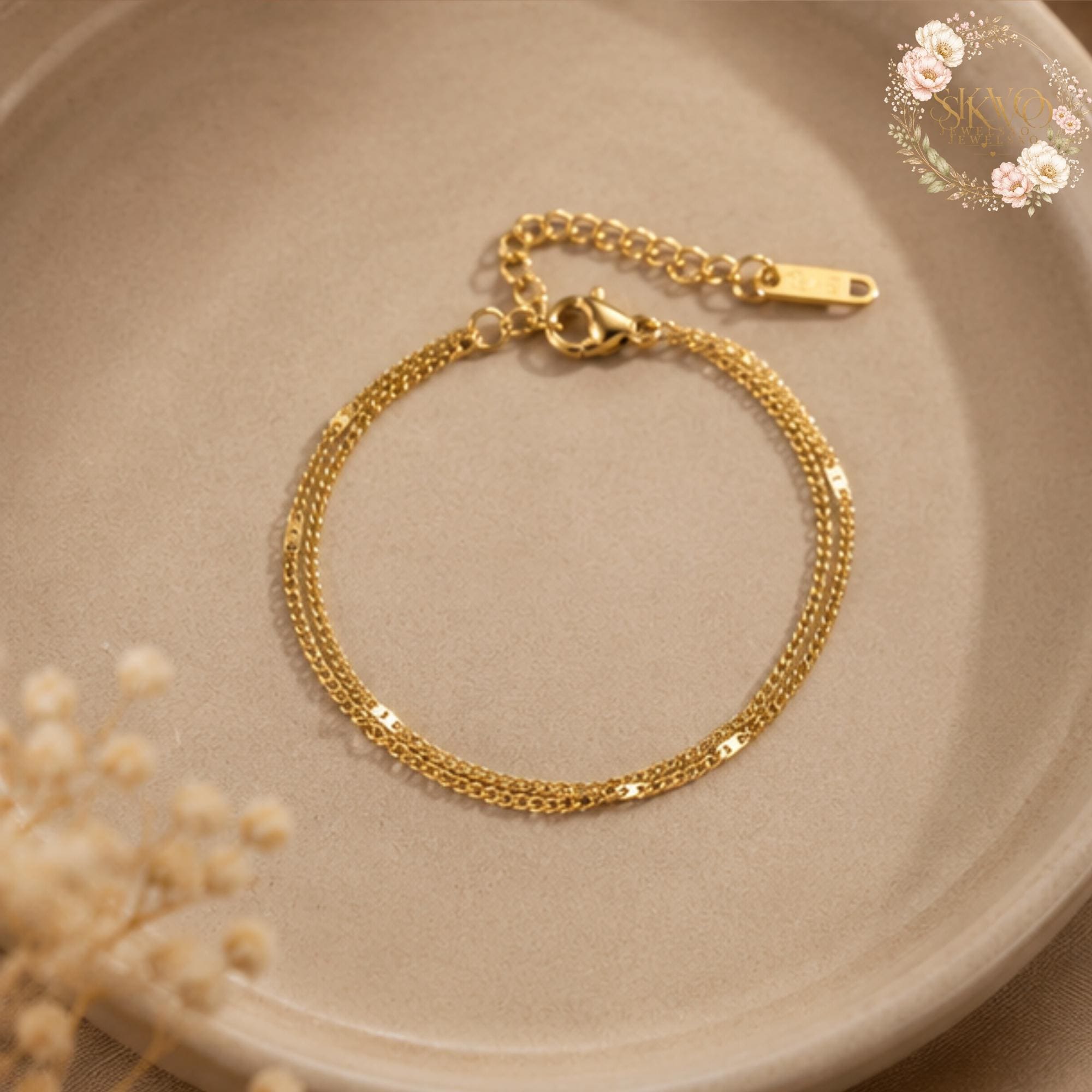 Gold Plated Chain Bracelet, Dainty Jewelry for Her, Gift for Birthday or Mothers Day, Elegant Romantic Accessory
