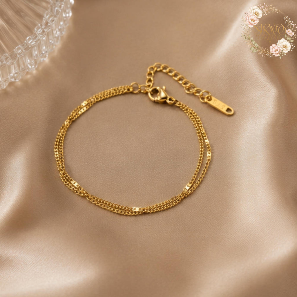 Gold Plated Chain Bracelet, Dainty Jewelry for Her, Gift for Birthday or Mothers Day, Elegant Romantic Accessory