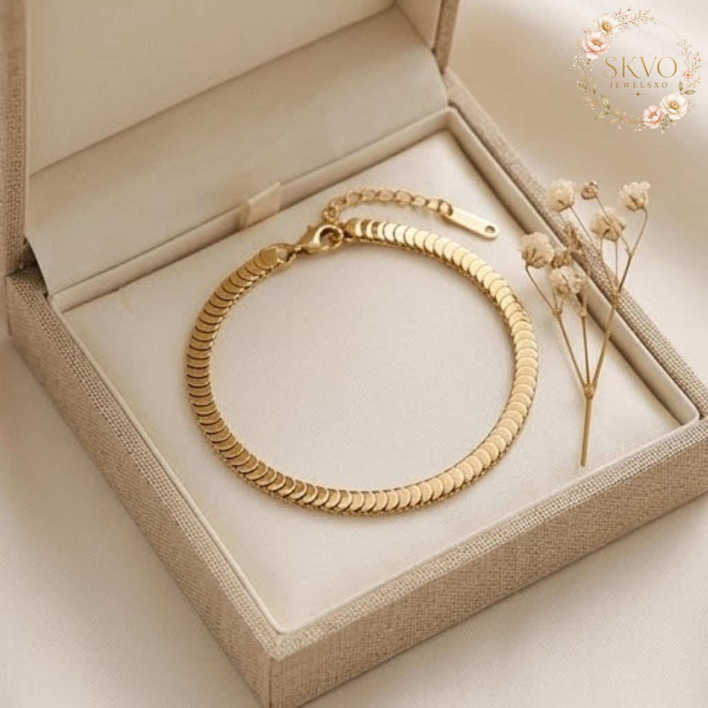 Gold Chain Bracelet, Minimalist Jewelry for Women, Elegant Gift for Her, Fine Gold Tone Accessory, Boho Style, Casual or Formal Wear