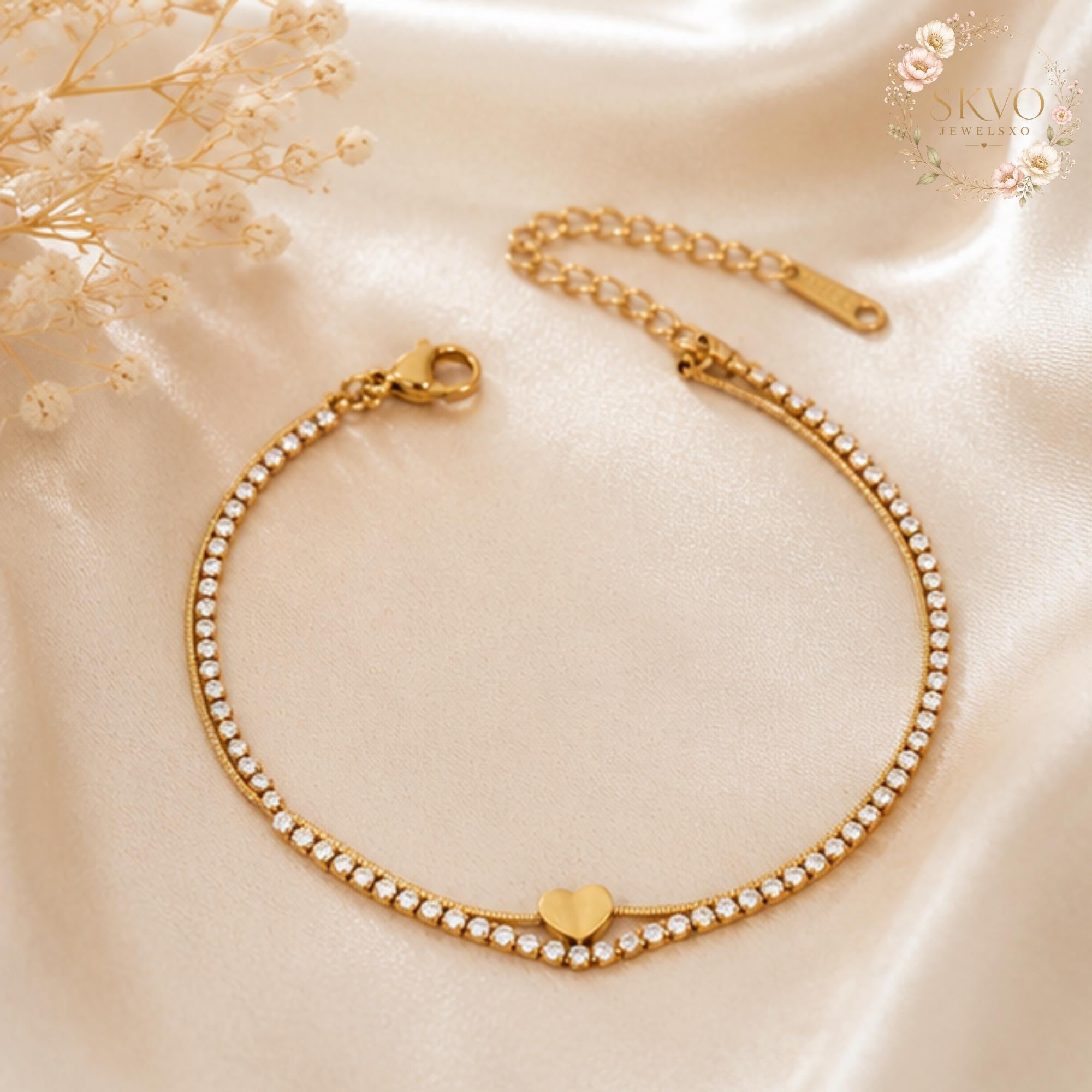 Gold Chain Heart Bracelet, Minimalist Jewelry, Gift for Her, Everyday Wear or Bridal