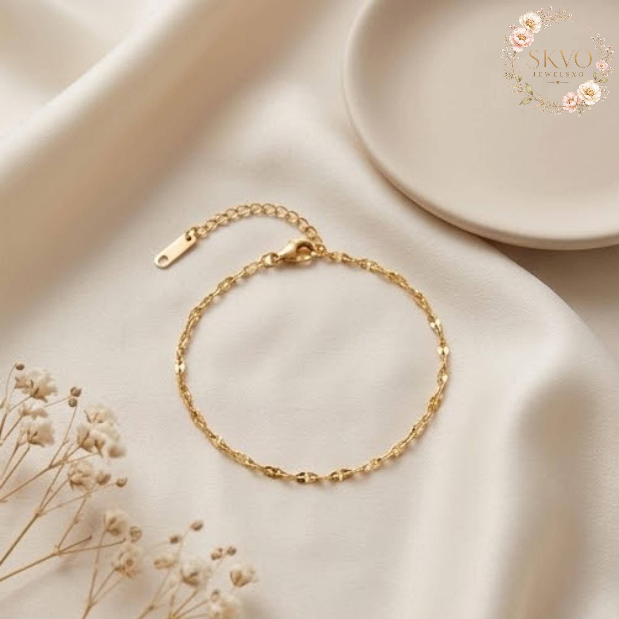 Gold Chain Bracelet, Dainty Jewelry for Women, Minimalist Gold Accessory, Elegant Gift for Her, Fine Jewelry for Everyday Wear