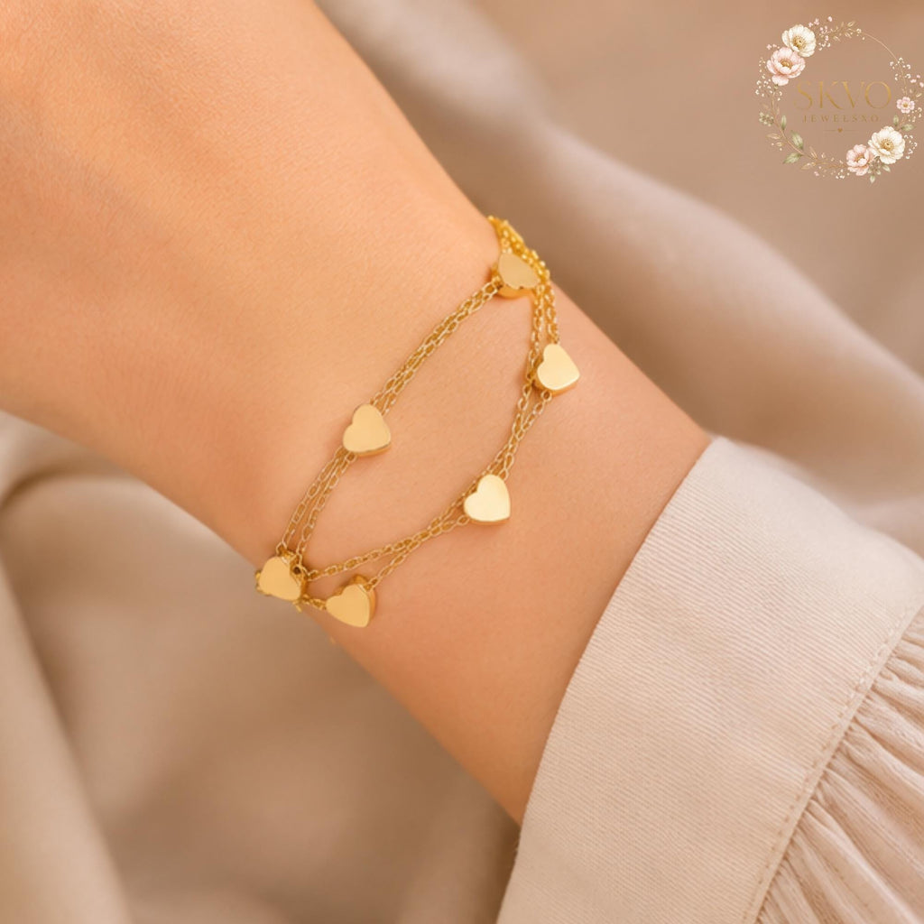 Gold Heart Charm Bracelet, Dainty Gold Jewelry, Adjustable Chain, Gift for Her, Romantic Pendant, Minimalist Jewelry, Everyday Accessory