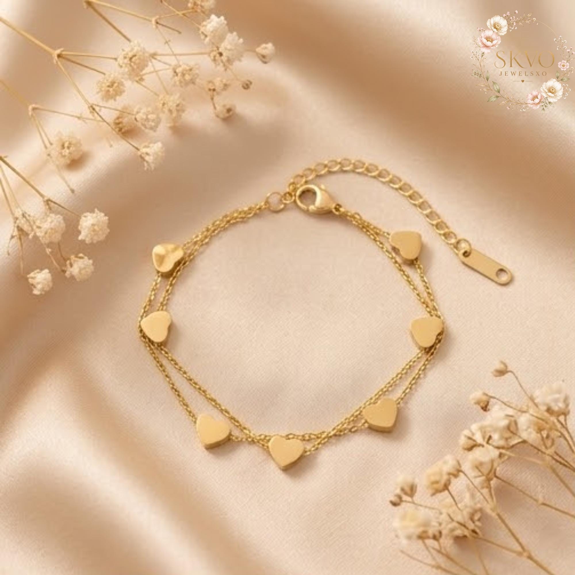 Gold Heart Charm Bracelet, Dainty Gold Jewelry, Adjustable Chain, Gift for Her, Romantic Pendant, Minimalist Jewelry, Everyday Accessory