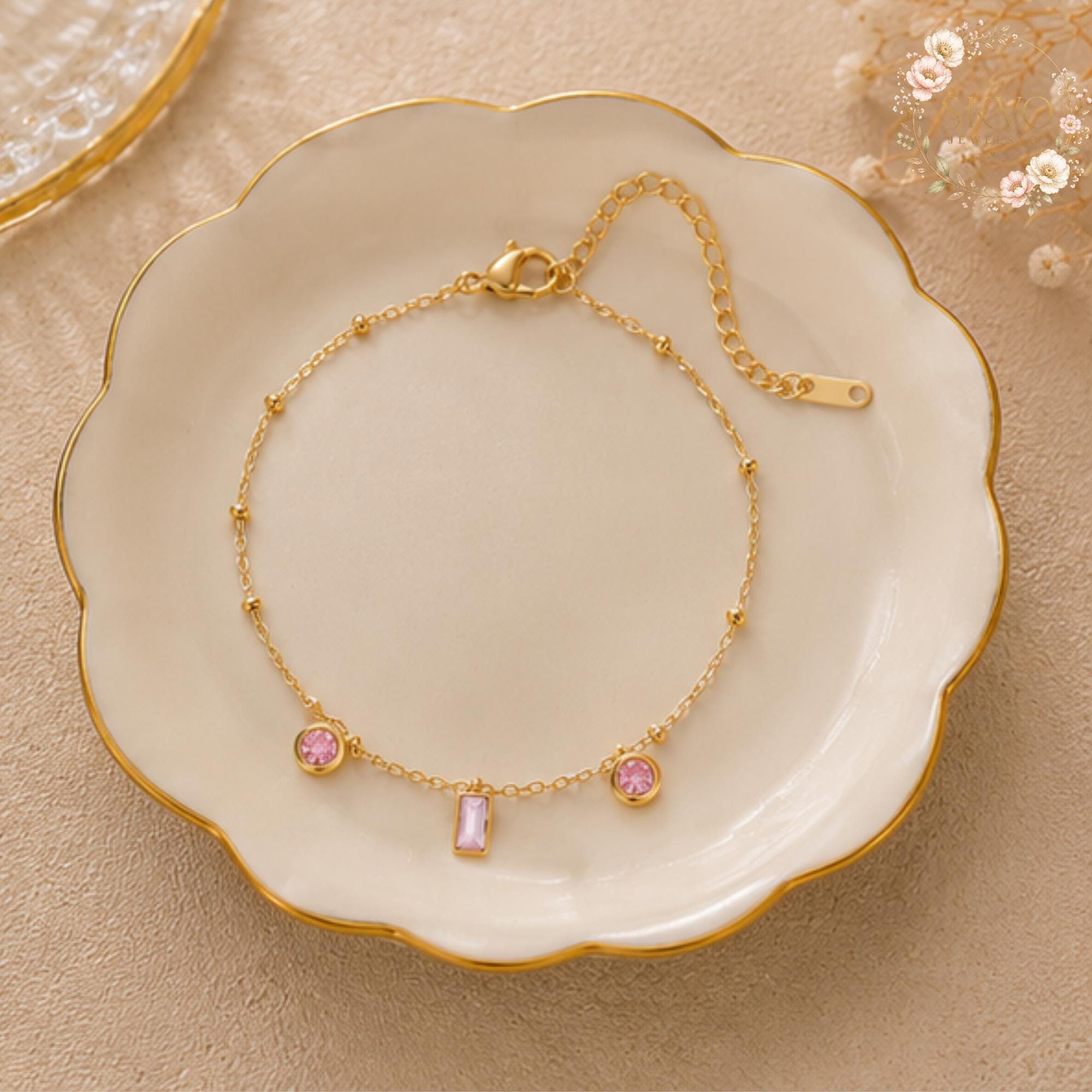 Gold Bracelet With Cubic Zirconia and Chain Design, Minimalist Jewelry, Dainty Gift for Women, Everyday Acessories, Elegant Bridal Jewelry