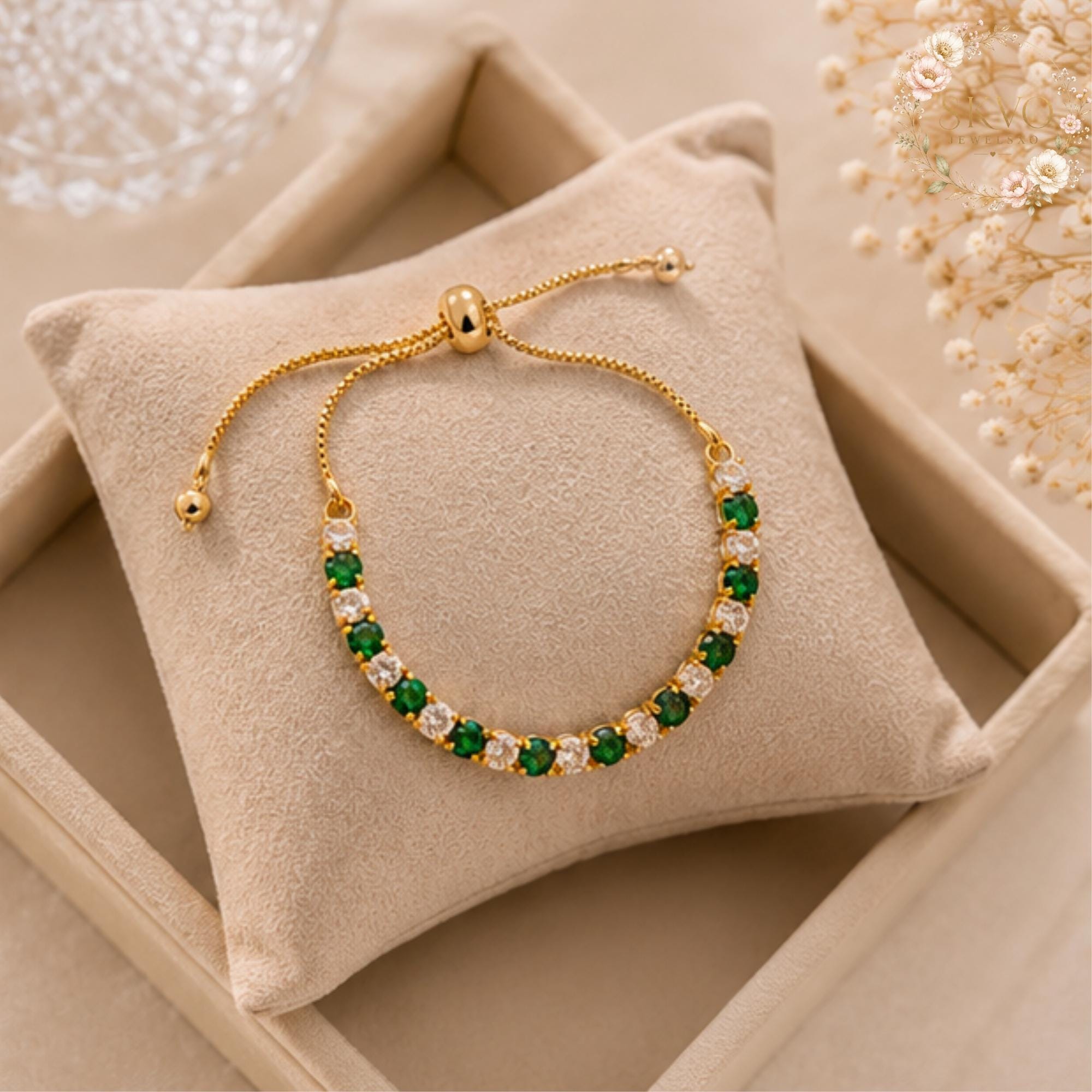 Emerald and Gold Beaded Adjustable Bracelet, Elegant Green Stone Jewelry, Gift for Her, Bridal Accessory, Layered Summer Bracelet