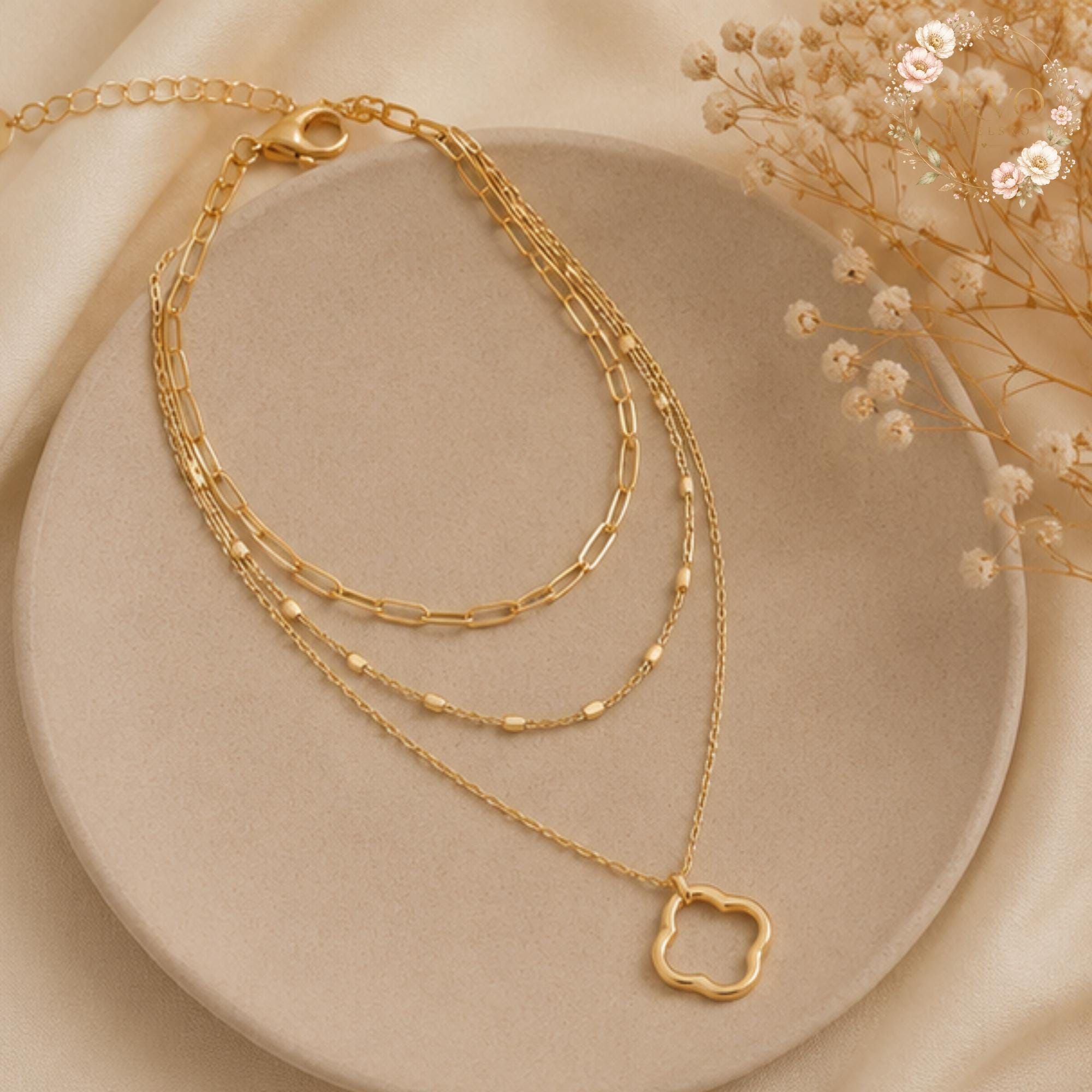 Layered Gold Necklace, Clover Pendant Necklace, Multi Strand Necklace, Dainty Chain Necklace, Everyday Jewelry Gift